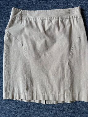 Banana Republic Light Beige Pencil Skirt